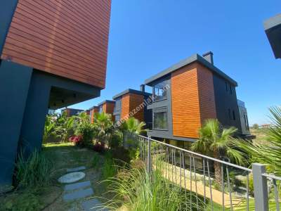 Doğanın Sessizliği İçinde Huzurlu Villa 4+1 2