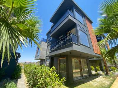 Doğanın Sessizliği İçinde Huzurlu Villa 4+1 11