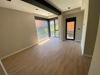 Doğanın Sessizliği İçinde Huzurlu Villa 4+1 35