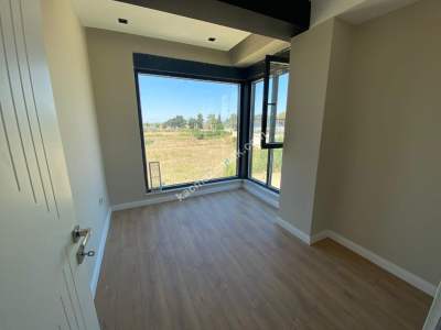 Doğanın Sessizliği İçinde Huzurlu Villa 4+1 23