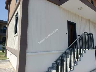 Site İçi Satılık Villa 10