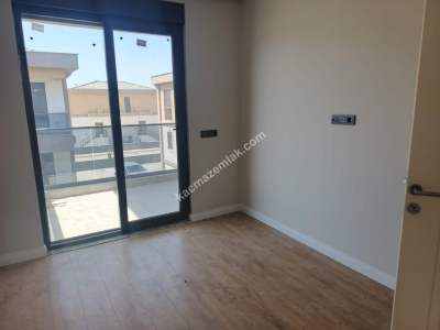 Site İçi Satılık Villa 9