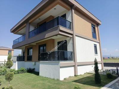 Site İçi Satılık Villa 18