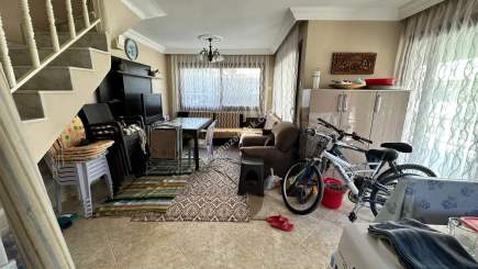 Kuşadası Davutlarda Köşe Konumlu Satılık Villa 4+1 26