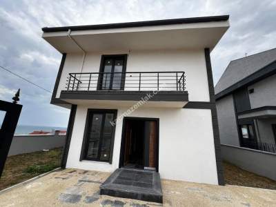 Silivri Gümüşyaka'da Satılık Müstakil Lüks Villa 1
