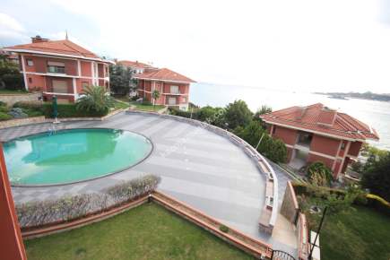 Üsküdar Kız Kulesi Konaklarında 5 Katlı 1.000 M² Lüks V 4