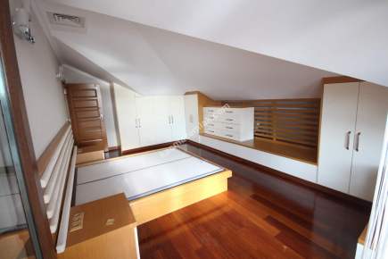 Üsküdar Kız Kulesi Konaklarında Satılık 5 Katlı Villa 25