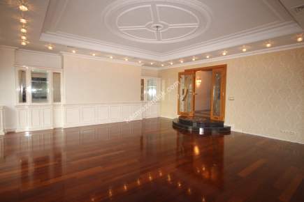 Üsküdar Kız Kulesi Konaklarında Satılık 5 Katlı Villa 4