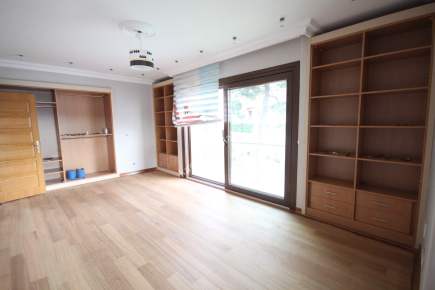 Üsküdar Kız Kulesi Konaklarında Satılık 5 Katlı Villa 16