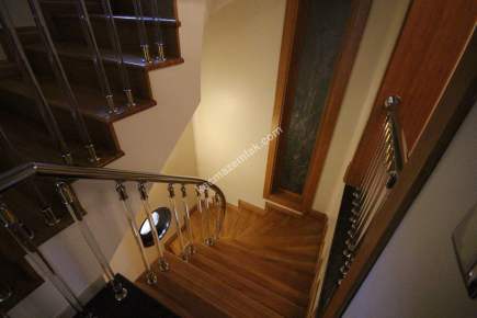 Üsküdar Kız Kulesi Konaklarında Satılık 5 Katlı Villa 13