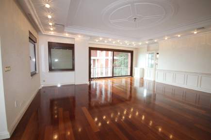 Üsküdar Kız Kulesi Konaklarında Satılık 5 Katlı Villa 6