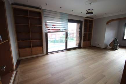 Üsküdar Kız Kulesi Konaklarında Satılık 5 Katlı Villa 15