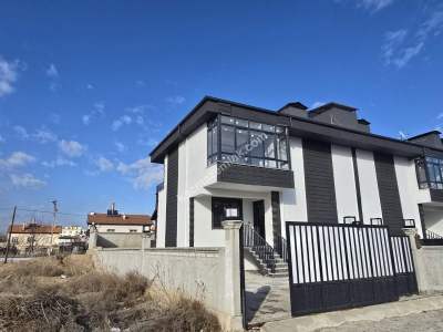 Konya Karatay Karaaslan Mh. Satılık Dubleks Villa 2