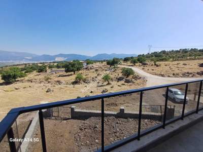 Manisa Yunusemre Şahin Tepesinde Satılık 4+1 Villa 21