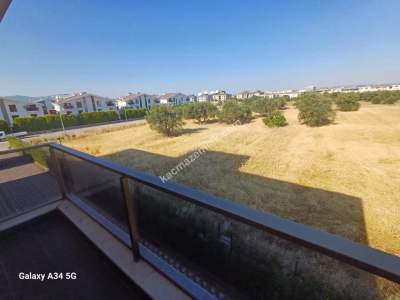 Manisa Yunusemre Şahin Tepesinde Satılık 4+1 Villa 16