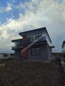 Manisa Yunusemre Şahin Tepesinde Satılık 4+1 Villa 20