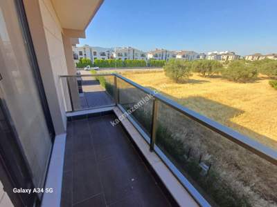 Manisa Yunusemre Şahin Tepesinde Satılık 4+1 Villa 15