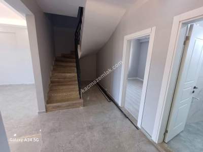 Manisa Yunusemre Şahin Tepesinde Satılık 4+1 Villa 22