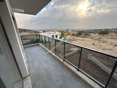 Manisa Yunusemre Şahin Tepesinde Satılık 4+1 Villa 17