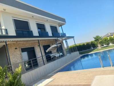 Manisa Gülbahçe'de Müstakil Havuzlu 5+1 Satılık Villa 10