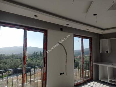 Muğla Milas Kazıklı Köyü'nde Satılık Havuzlu Dubleks V 5