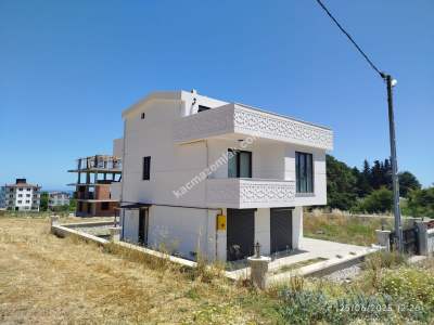 Gerze Denize Yakın Sıfır Villa 3