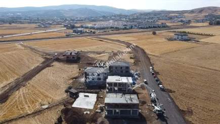 Sivas Merkez Esenyurt Mah. Satılık 5+1 Villalar 13