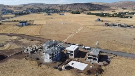 Sivas Merkez Esenyurt Mah. Satılık 5+1 Villalar 17