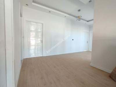 Sivas Satılık Villa Esenyurt Mah. 5+1 Kapalı Otoparklı 19