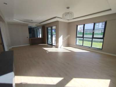 Sivas Satılık Villa Esenyurt Mah. 5+1 Kapalı Otoparklı 7