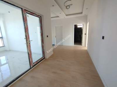 Sivas Satılık Villa Esenyurt Mah. 5+1 Kapalı Otoparklı 35