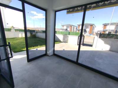 Sivas Satılık Villa Esenyurt Mah. 5+1 Kapalı Otoparklı 38