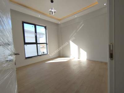 Sivas Satılık Villa Esenyurt Mah. 5+1 Kapalı Otoparklı 29