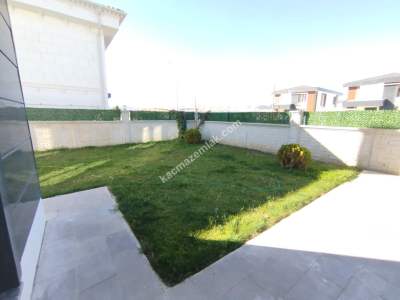 Sivas Satılık Villa Esenyurt Mah. 5+1 Kapalı Otoparklı 39