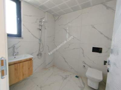 Sivas Satılık Villa Esenyurt Mah. 5+1 340M2 25