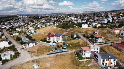 Sivas Merkez Karşıyaka Mah. Takasa Açık Lüks Villa 3