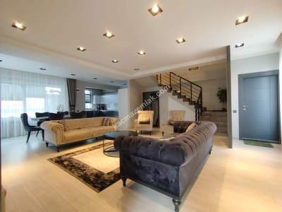 Sivas Satılık Villa - Karşıyaka Mah. 3+1 180M2 Eşyalı 2