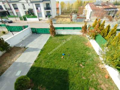 Sivas Satılık Villa - Karşıyaka Mah. 3+1 180M2 Eşyalı 30