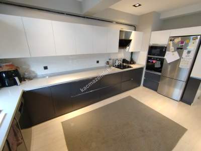 Sivas Satılık Villa - Karşıyaka Mah. 3+1 180M2 Eşyalı 14