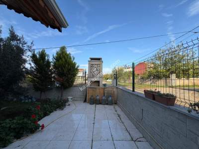 4+1 Köşe Başı,Denize Yakın Geniş Bahçeli Villa! 3