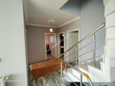 Trabzon Akçaabat Uğurlu Mahallesinde Satılık Villa 23