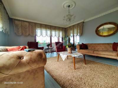 Trabzon Akçaabat Uğurlu Mahallesinde Satılık Villa 11