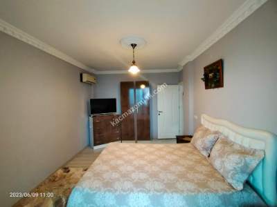 Trabzon Akçaabat Uğurlu Mahallesinde Satılık Villa 30