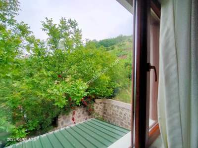 Trabzon Akçaabat Uğurlu Mahallesinde Satılık Villa 26