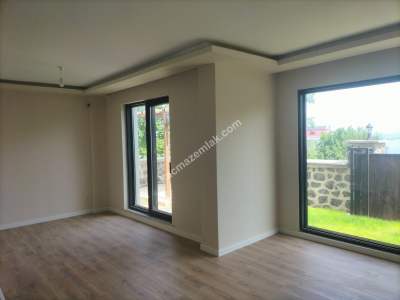 Kaçmaz Emlaktan Trabzon Beşikdüzünde Satılık Villa 3