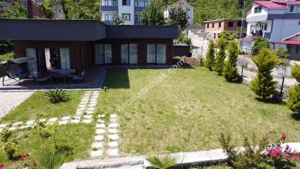 Trabzon Beşikdüzünde Satılık Modern Bir Villa 11