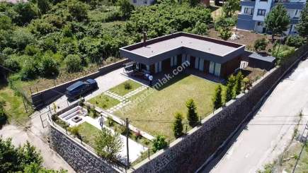 Trabzon Beşikdüzünde Satılık Modern Bir Villa 1