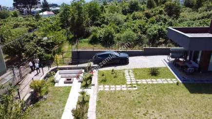 Trabzon Beşikdüzünde Satılık Modern Bir Villa 3