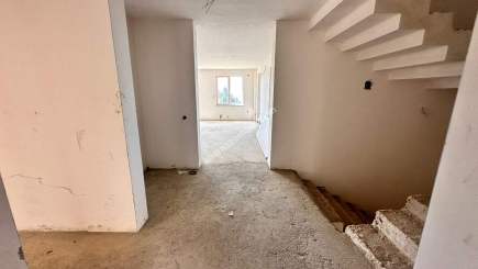 Trabzon 1.Nolu Bostancı Da Satılık Villa 16