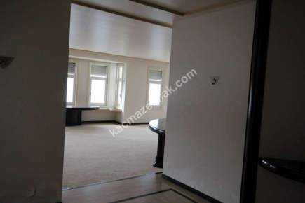 Çengelköy'de En İyi Boğaz Manzaralı İskeleli Yalı 14